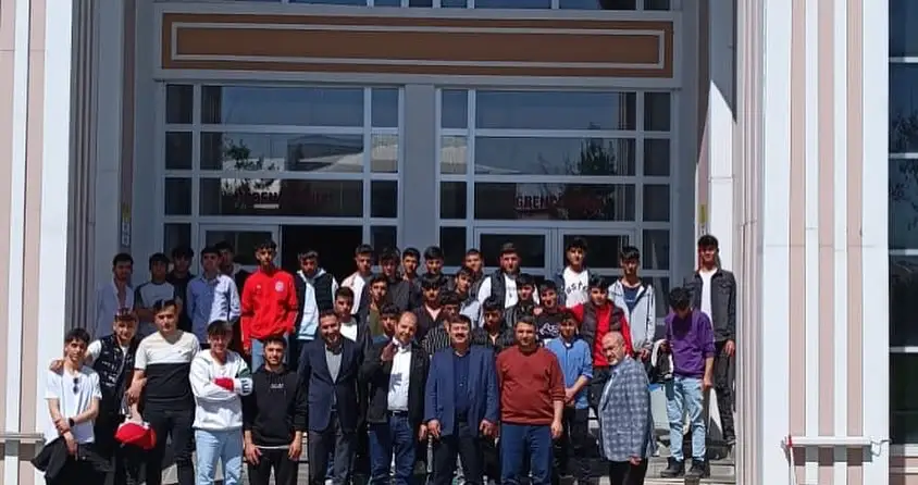 Medine Müdafii Fahrettin Paşa İmam Hatip Lisesi Öğrencileri Fakülte Ziyareti gerçekleştirdi