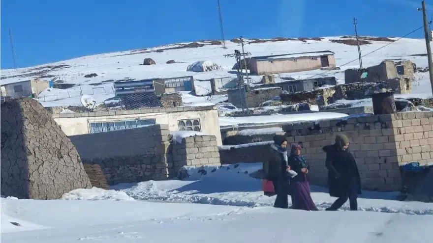 Doğubayazıt Sosyal Hizmet Merkezi, Soğuk Kış Günlerinde İhtiyaç Sahiplerine Sıcak Bir Yardım Eli Uzatıyor