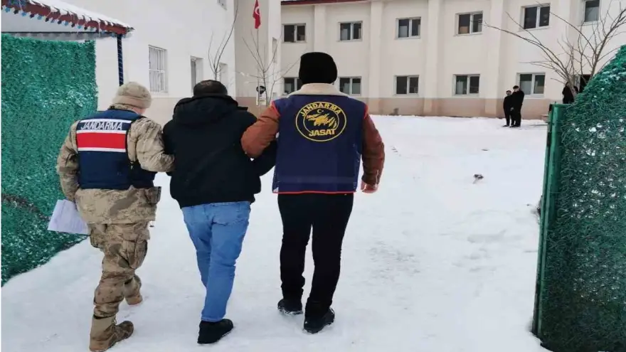 Doğubayazıt'ta 10 yıl hapis cezası bulunan firari yakalandı