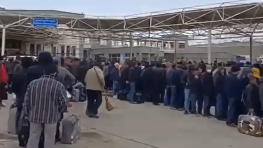 Günübirlikçilerin bekleyiş çilesi...