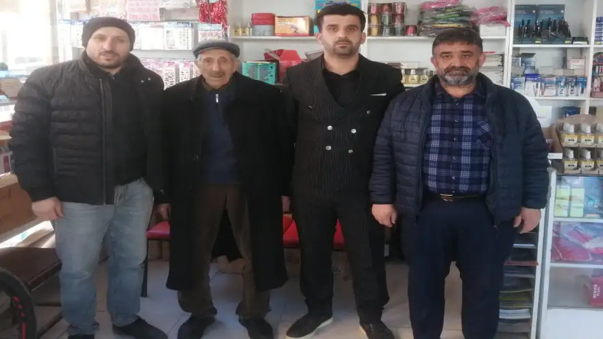Muhtar Adayı Muhammed Gülteki Mahalle Sakinlerini ziyaret ediyor