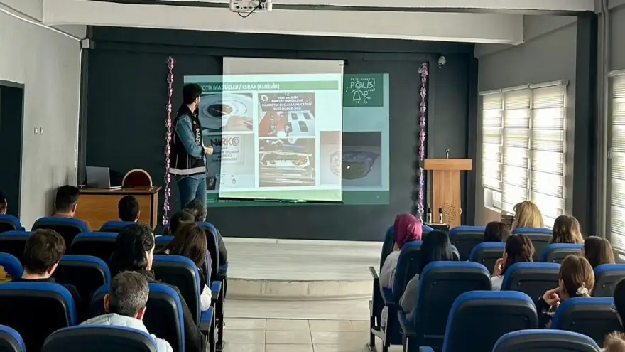 Ağrı’da siber suçlar ve uyuşturucuyla mücadele eğitimi