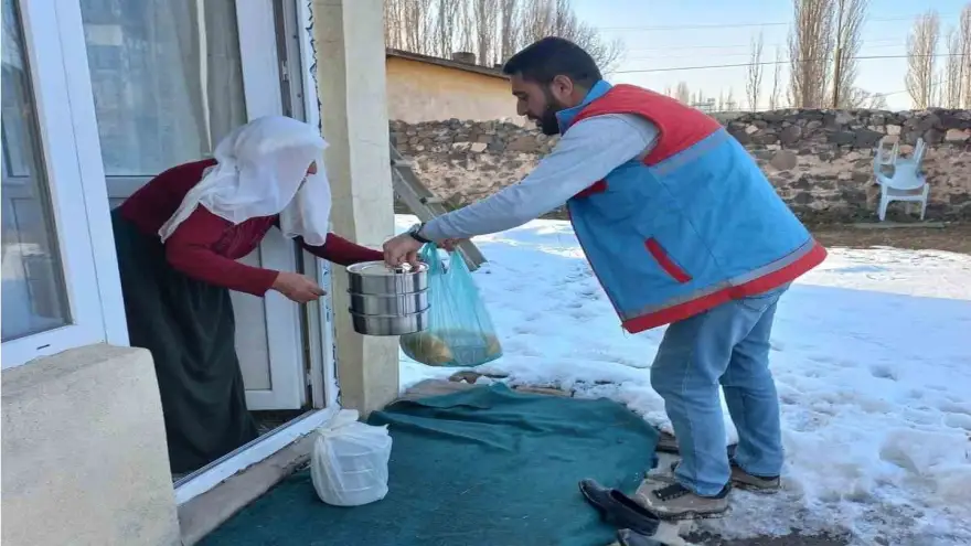 Diyadin’de iftar sofraları kapıya teslim