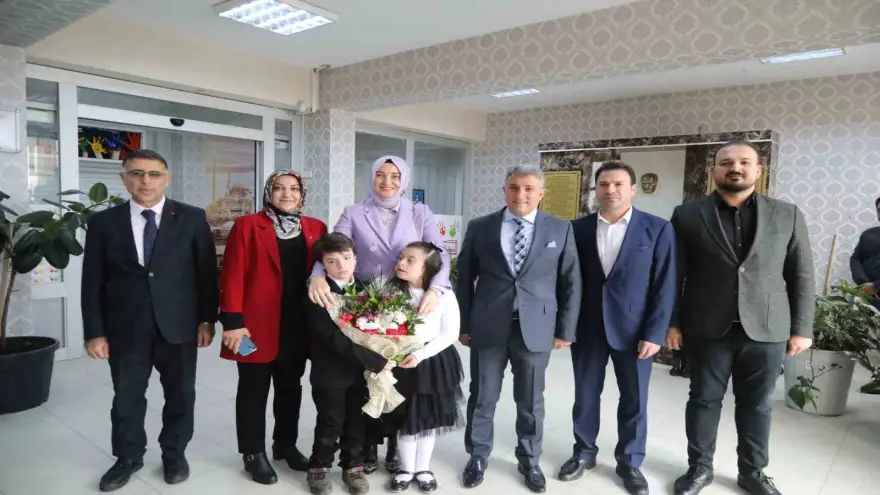 Ağrı’da down sendromlu öğrenciler yeteneklerini sergiledi