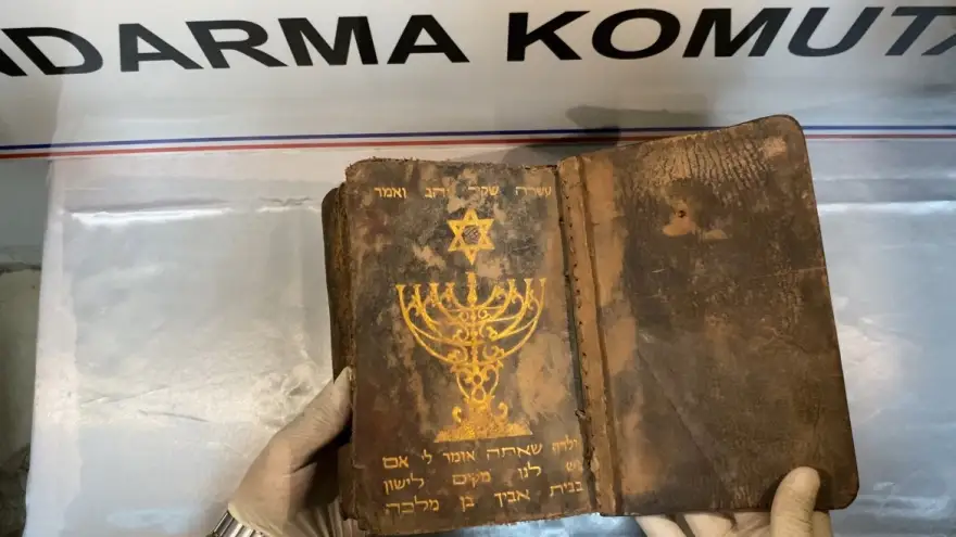 Ağrı’da 1000 yıllık İbranice kitap ele geçirildi