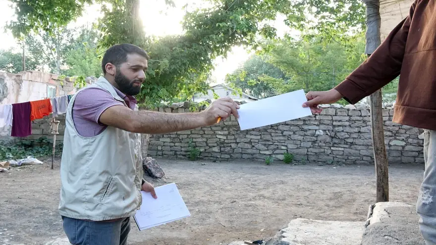 Ağrı Umut Kervanı Derneği, ihtiyaç sahibine aileleri yalnız bırakmıyor