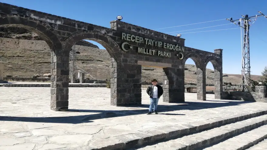 Doğubayazıt'ta Bakımsızlık ve Belirsizlik Sürüyor; Millet Parkı Unutuldu