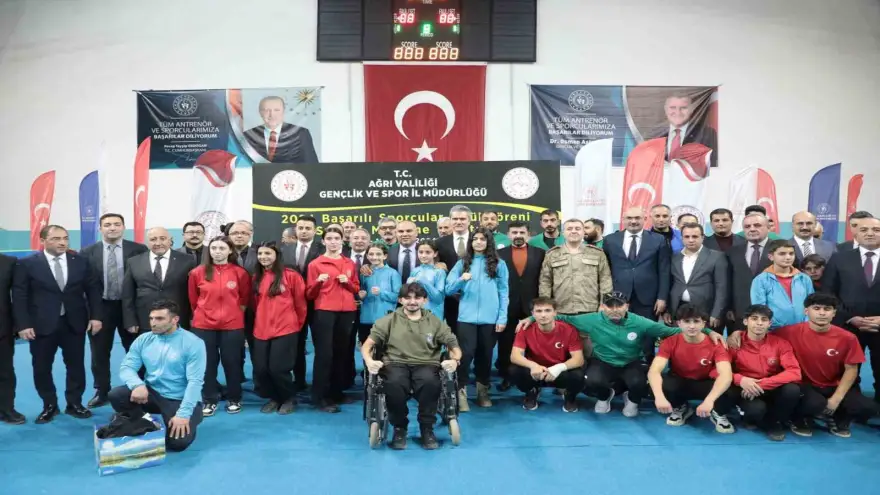 Ağrı’da 5 bin sporcuya malzeme desteği