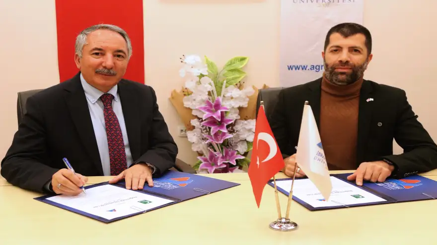 AİÇÜ ile Yeşilay Ağrı Şubesi Arasında İş Birliği Protokolü İmzalandı