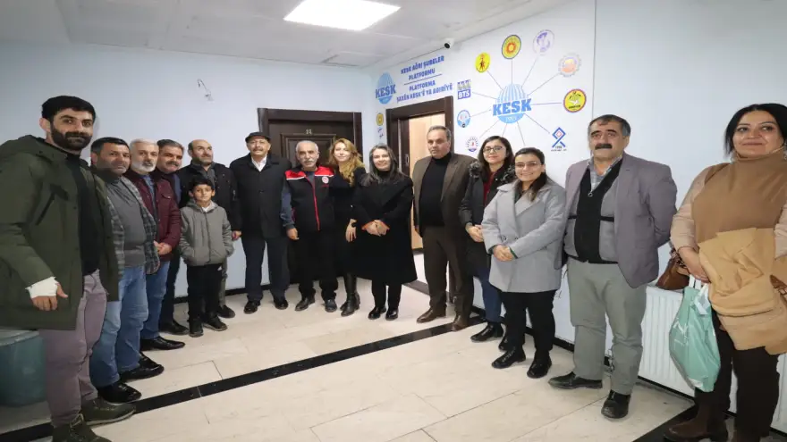 Ağrı Belediyesi Eş Başkanları Sendika Ziyaretlerinde