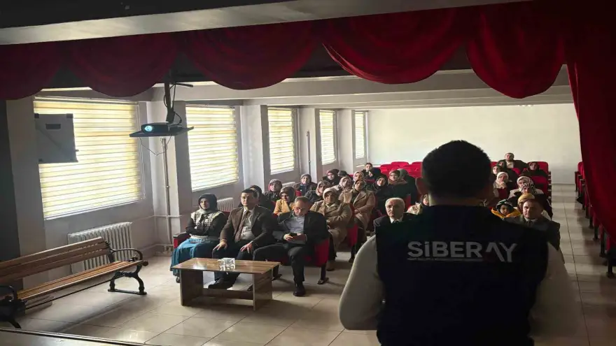 Ağrı’da siber suçlara karşı farkındalık eğitimi verildi