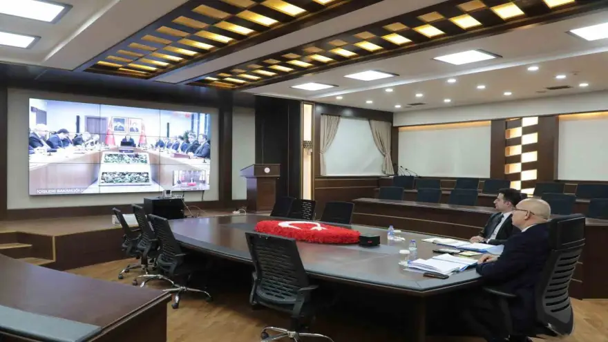 Ağrı Valisi Koç, Hayvanları Koruma Kanunu Toplantısına katıldı