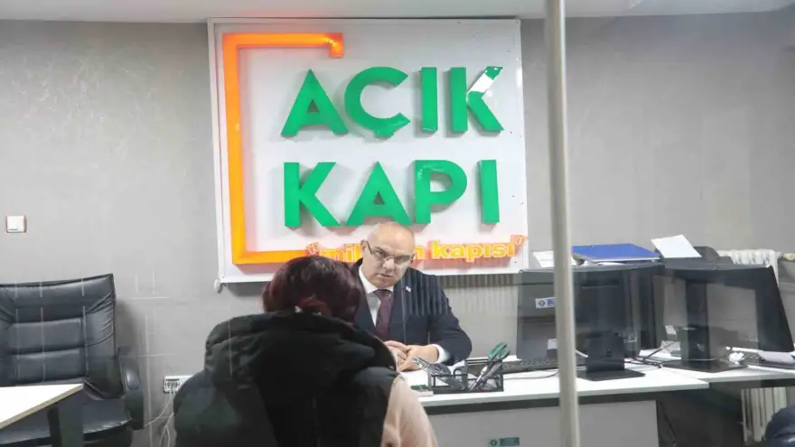 Ağrı Valisi Mustafa Koç, Açık Kapı’da vatandaşlarla buluştu
