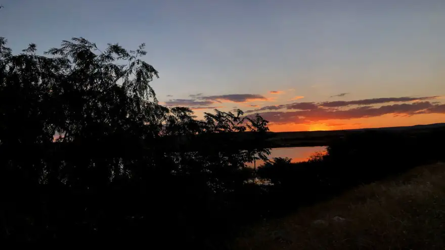 Ağrı’da gün batımı kartpostallık görüntüler oluşturdu