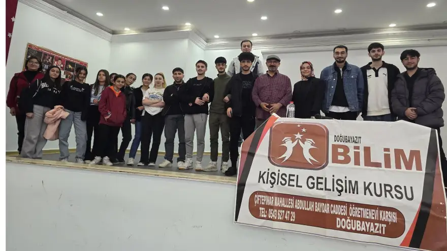 Doğubayazıt'ta Öğrencilere Motivasyon ve Sınav Kaygısı Semineri