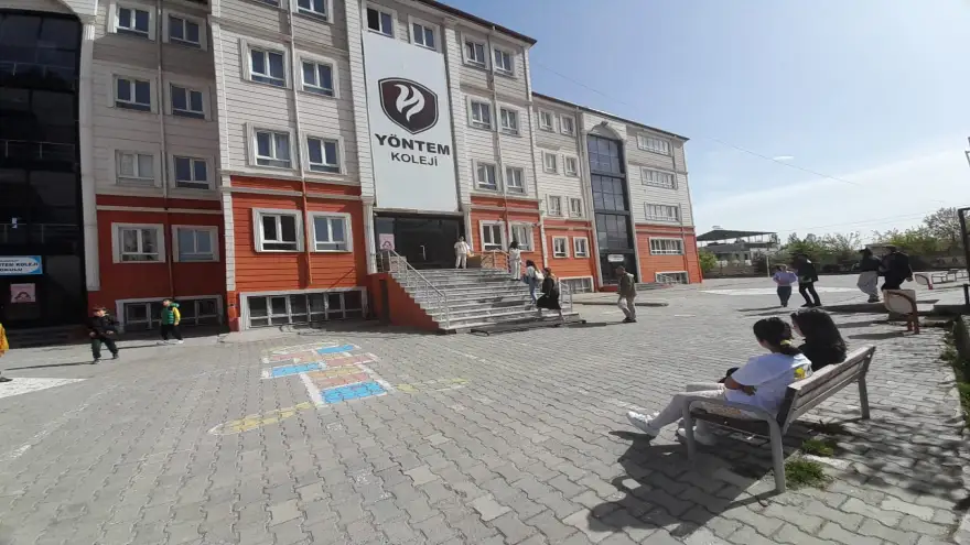 Doğubayazıt Yöntem Koleji'nden Eğitimde Üst Üste Üçüncü Kez Zirve