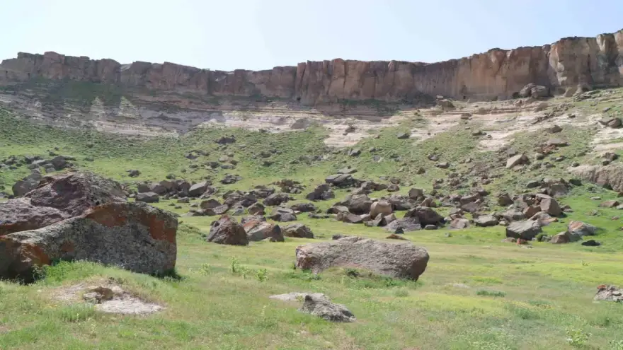Diyadin’in kalbindeki sessizlik; Meya Mağaraları