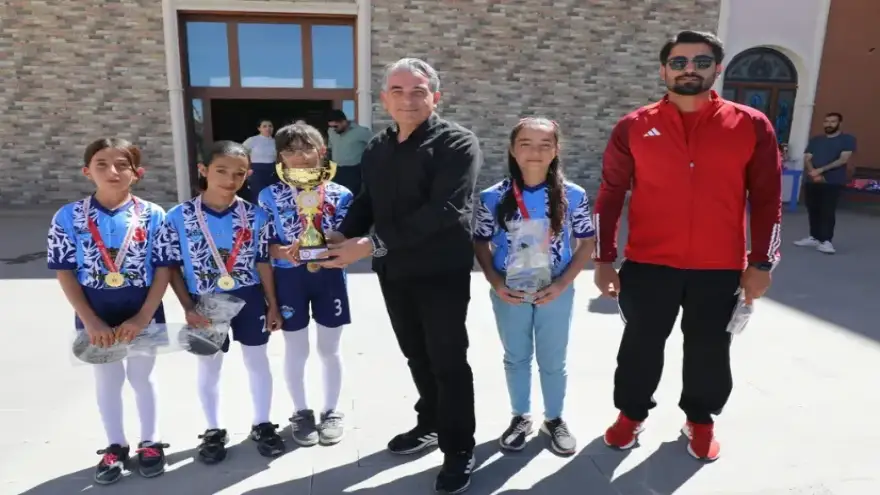 Ağrı'da "Haydi Kızlar Spora" Şenliği Coşkusu