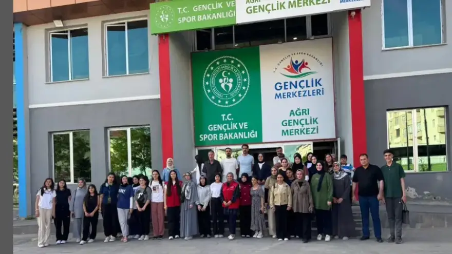 Ağrı'dan Kırşehir'e Gençlik Kampı Heyecanı