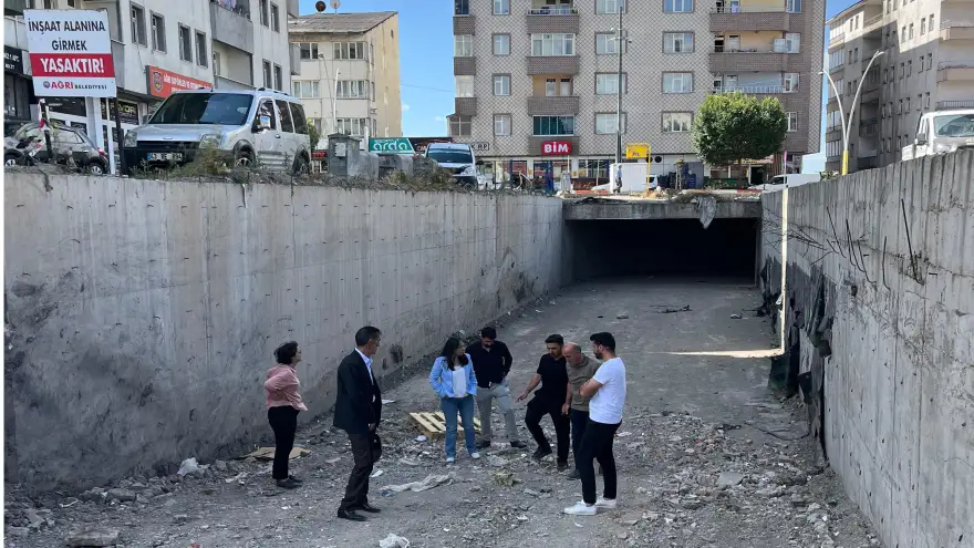 Ağrı’da Ulaşım Rahatlıyor, Şehir Yenileniyor