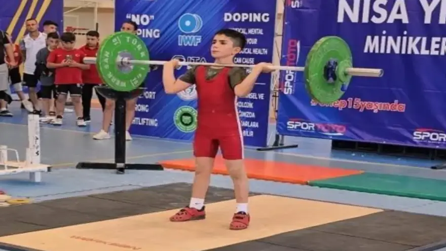 Ağrılı Sporcu Osman Oğur, Türkiye İkincisi Oldu