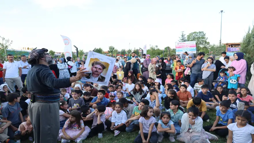 AĞRI BELEDİYESİ’NDEN ÇOCUKLARA ÖZEL RENKLİ ETKİNLİK