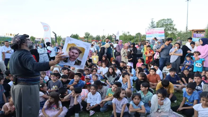Ağrı Belediyesi'nden Renkli Çocuk Etkinliği