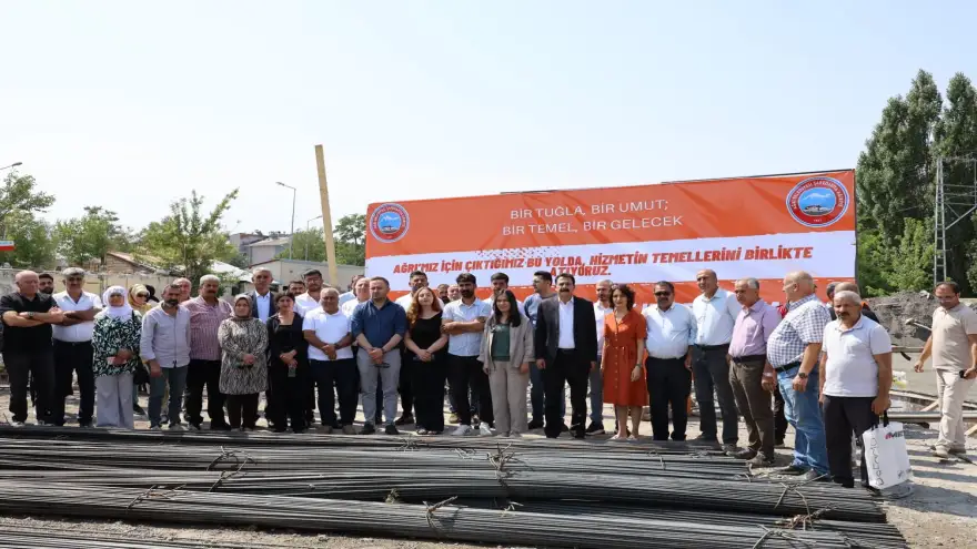 Ağrı'da Modern İtfaiye Binası ve Araç Bakım Merkezi'nin Temeli Atıldı