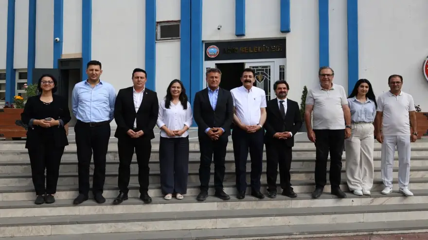 CHP Heyeti Ağrı Belediyesi'ni Ziyaret Etti