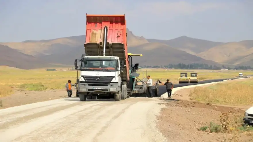 Doğubayazıt’ta 17 milyonluk yol yatırımı