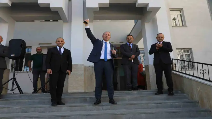 Ağrı’da 2025-2026 eğitim öğretim yılı ilk ders ziliyle başladı