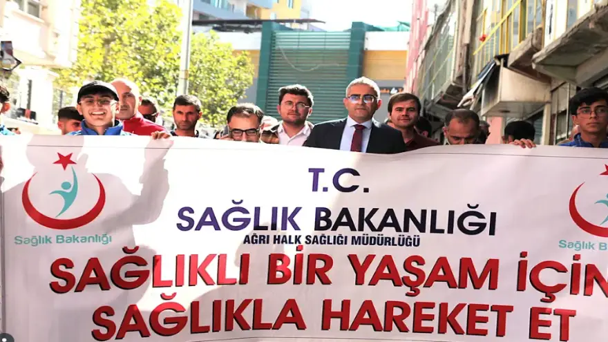 Doğubayazıt'ta Sağlık Yürüyüşüne Yoğun Katılım