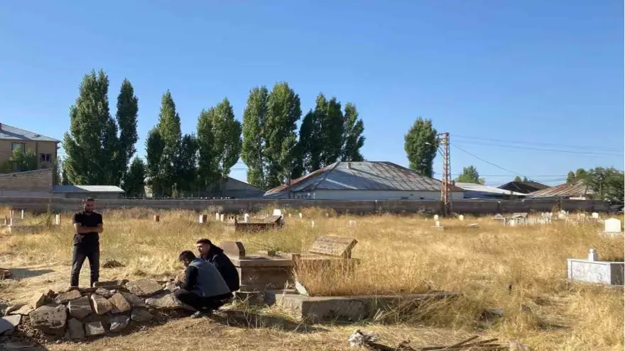 Yük asansörü kazasında hayatını kaybeden genç işçi memleketinde son yolculuğuna uğurlandı