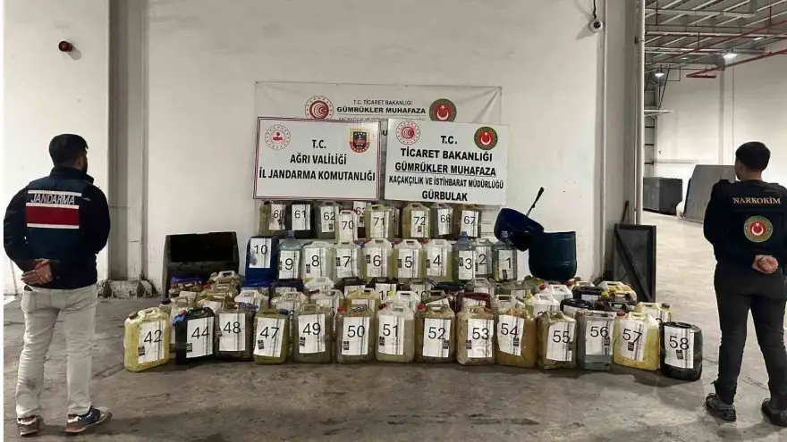 İran’dan gelen otobüste 1 ton sıvı metamfetamin ele geçirildi