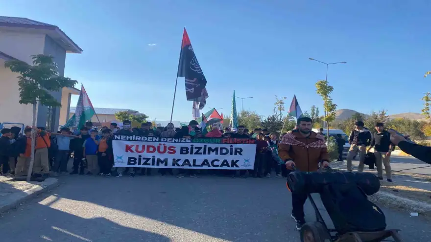 Ağrı’da Gazze ve Aksa Tufanı’na destek yürüyüşü düzenlendi