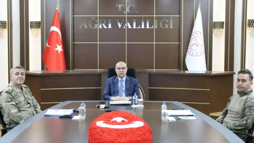 Ağrı Valisi Mustafa KOÇ, İçişleri Bakanı Ali YERLİKAYA Başkanlığındaki Asayiş ve Güvenlik Toplantısına Katıldı