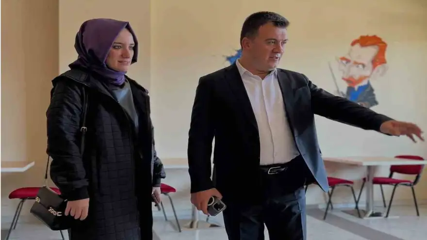 Kaymakam Dertlioğlu’ndan gençlik merkezine ziyaret