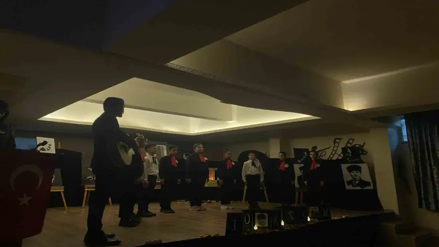 Ağrı’da 10 Kasım Atatürk’ü anma töreni düzenlendi