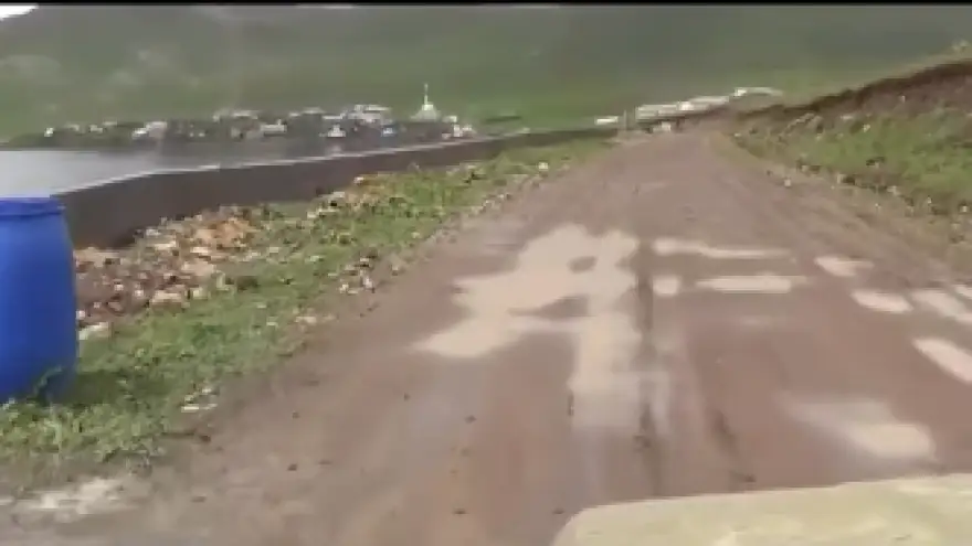 DOĞUBAYAZIT SAMANLI KÖYÜ'NDE YILLARDIR SÜREN  YOL VE ŞEBEKE ÇİLESİ: "ASFAT YOK, ŞEBEKE YOK"