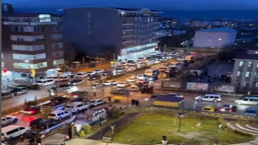 Doğubayazıt'ta Trafik Çilesi Büyüyor