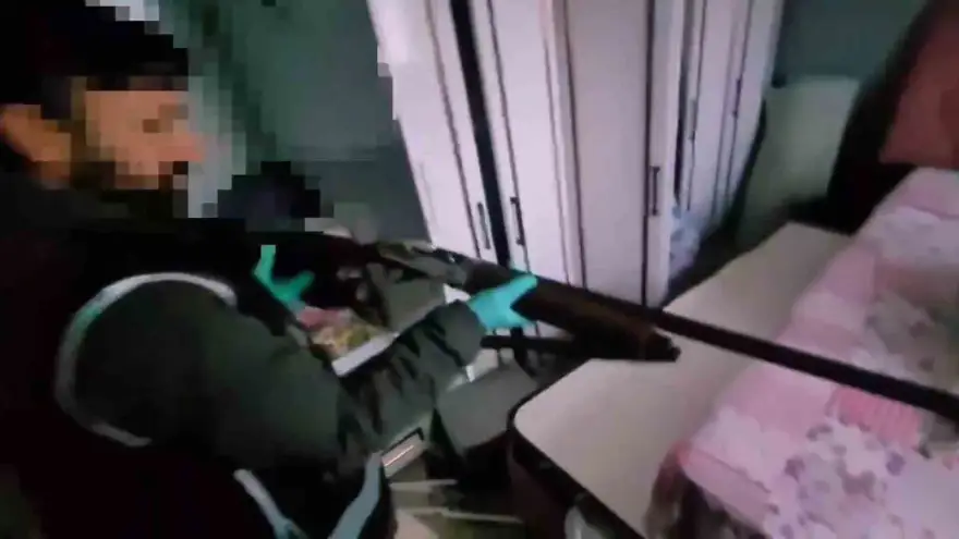 Ağrı’da yasa dışı silah ticareti operasyonu: 2 tutuklama