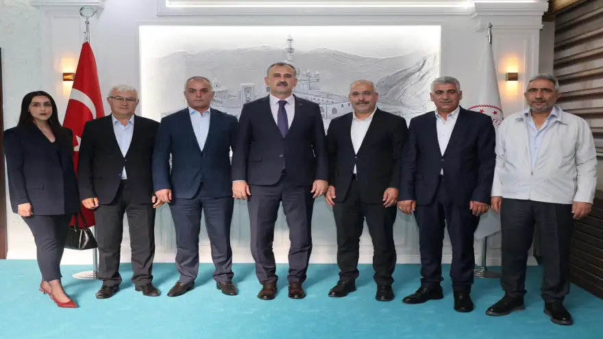 Doğubayazıt Ak Parti’den Ağrı Valisi’ne Ziyaret
