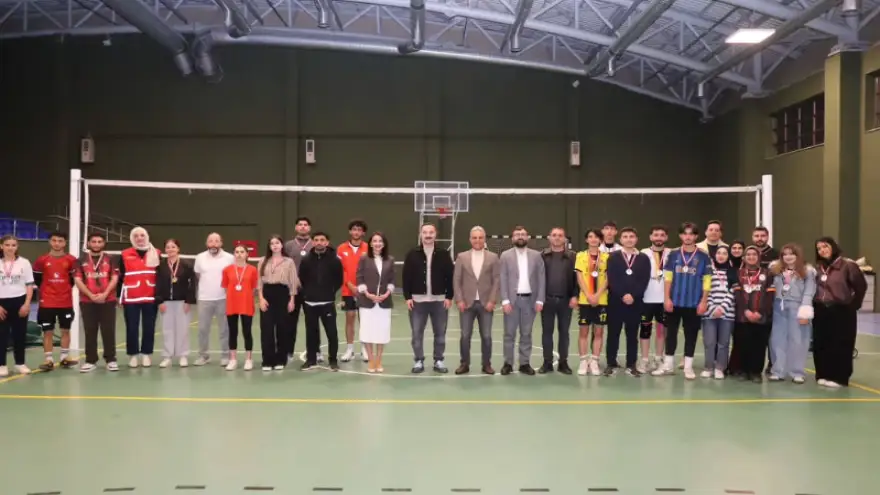 Ahmed-i Hani MYO’da Şampiyonlar Ödüllerini Aldı