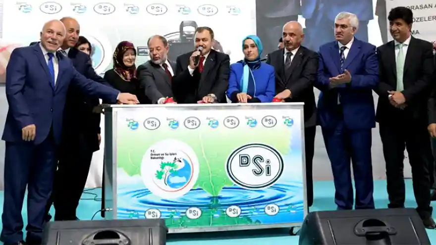 30 Tesise Törenli Açılış
