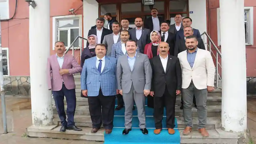 MEMUR SEN GENEL BAŞKANI YALÇIN'DAN MİLLİ EĞİTİM MÜDÜRÜ TURAN'A ZİYARET