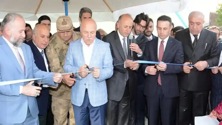 Vali Kur'an Kursu'nu Açtı
