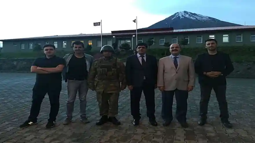 REKTÖR ALMA, ASKERLERLE BİRLİKTE İFTARINI AÇTI