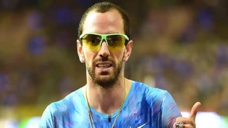 Ramil Guliyev 200 metre yarışını birinci bitirdi
