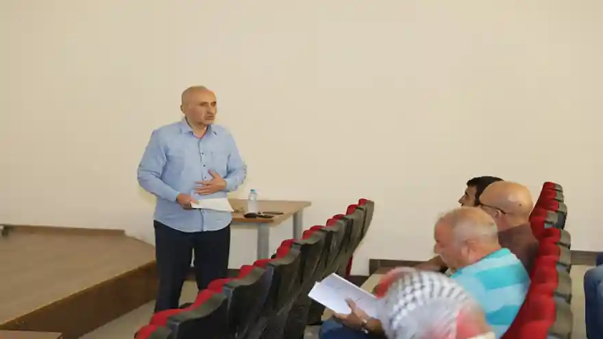 ÜNİVERSİTEMİZDE İSTATİSTİK OKUR YAZARLIĞI SEMİNERİ DÜZENLENDİ