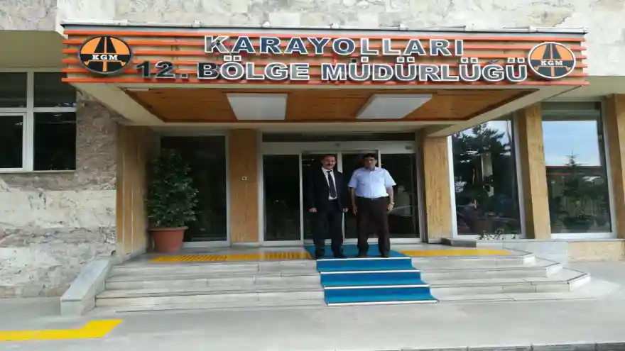 REKTÖR ALMA'DAN KARAYOLLARI ERZURUM BÖLGE MÜDÜRLÜĞÜNE ZİYARET